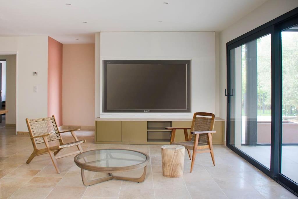 Villa Des Jacinthes 塔拉斯孔 外观 照片