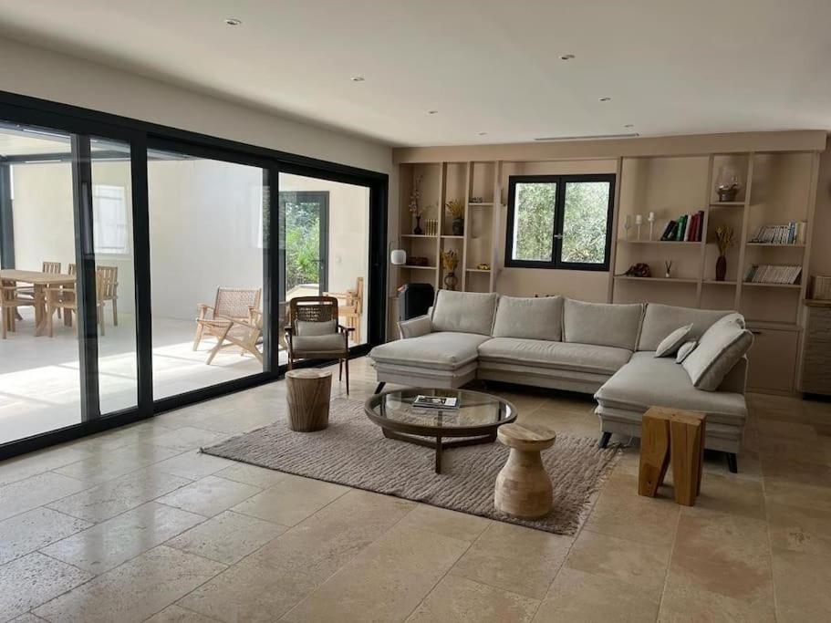 Villa Des Jacinthes 塔拉斯孔 外观 照片